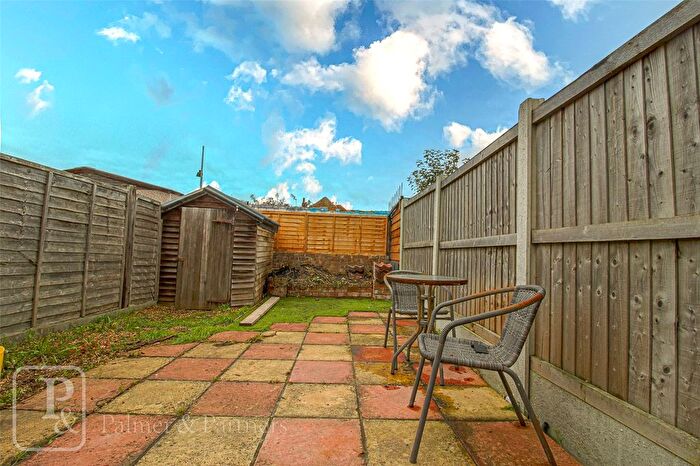 2 Bedroom End Of Terrace House To Rent In Kendall Road, Colchester, Essex, CO1