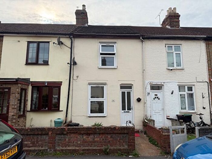 2 Bedroom Terraced House To Rent In Cowper Road, Rainham, RM13