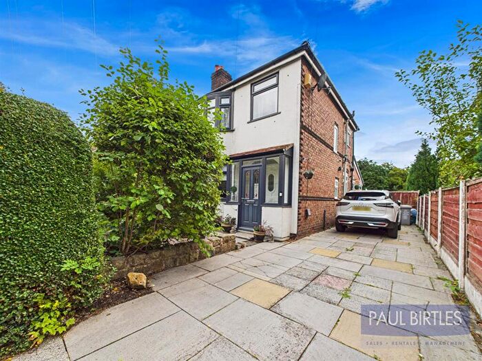 3 Bedroom Semi-Detached House For Sale In Shawe Road, Urmston, Trafford, M41