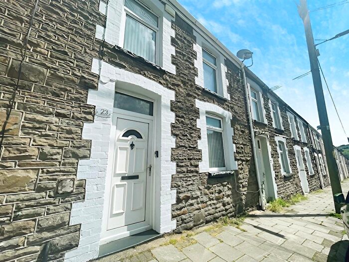 3 Bedroom House To Rent In Brondeg Street, Tylorstown, Ferndale, CF43