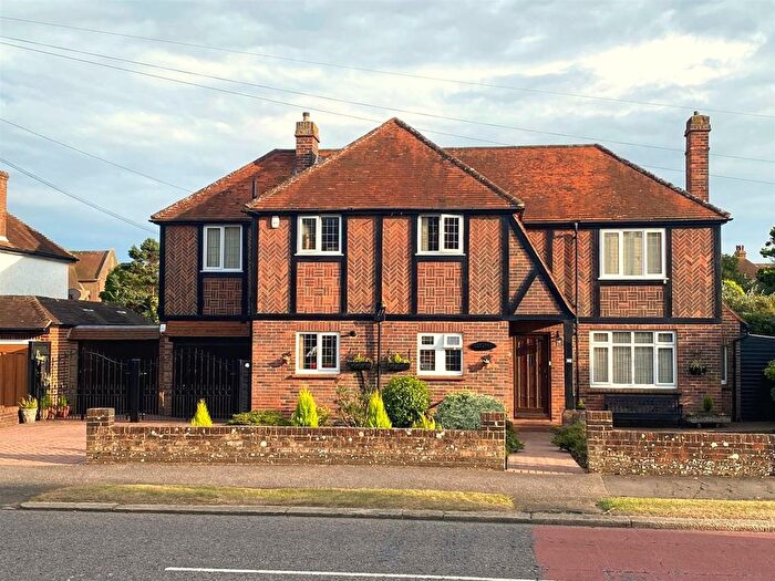 4 Bedroom Detached House For Sale In Cooden Drive, Bexhill-On-Sea, TN39