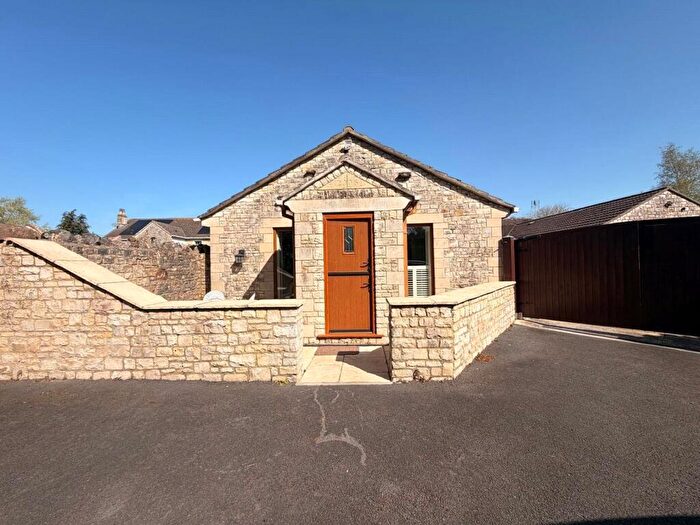 1 Bedroom Detached House To Rent In The Croft Bath Road, Wick, Bristol, Gloucestershire, BS30