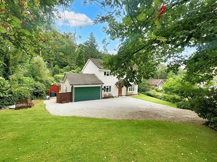4 Bedroom Detached House For Sale In Manor Glade, Baldwins Gate, ST5