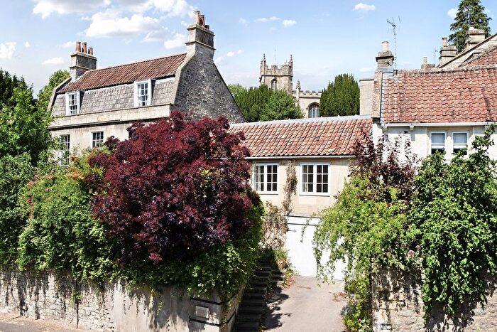 1 Bedroom Flat To Rent In The Mews, Old Newbridge Hill, Weston, Bath, BA1