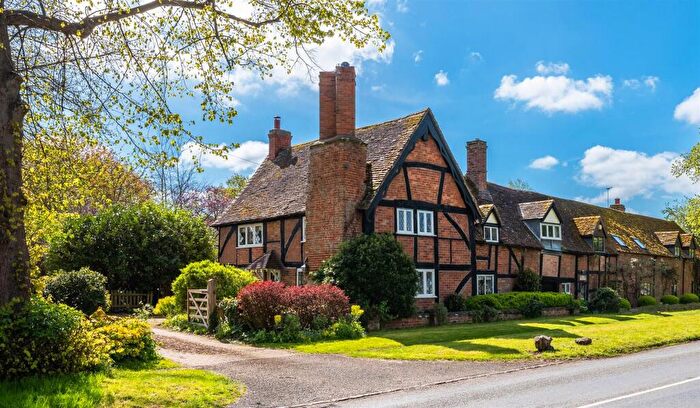 4 Bedroom Country House For Sale In Malt Cottage, Charlecote, CV35