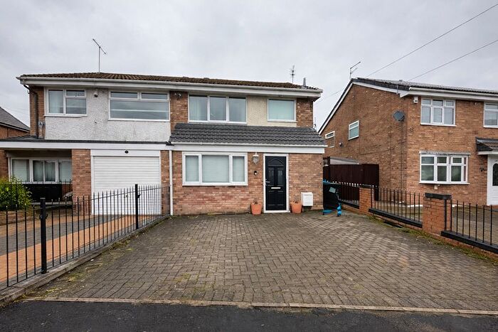 3 Bedroom Semi-Detached House For Sale In Weardale, Hull, HU7