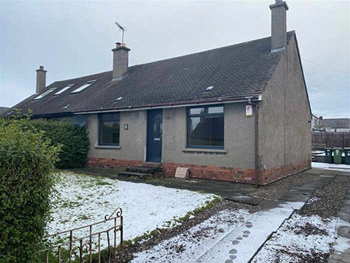 4 Bedroom Semi-Detached House To Rent In Marshall Place, Milnathort, KY13