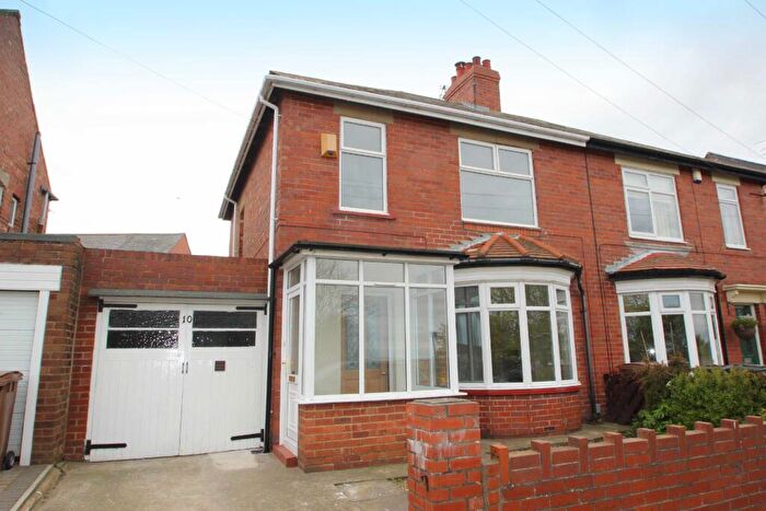 3 Bedroom Semi-Detached House To Rent In Hesleyside Road, South Wellfield, Whitley Bay, Tyne And Wear, NE25