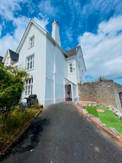 3 Bedroom Semi-Detached House To Rent In Courtenay Park, Newton Abbot, TQ12