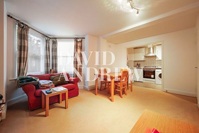 1 Bedroom Flat To Rent In Tollington Park, London, N4