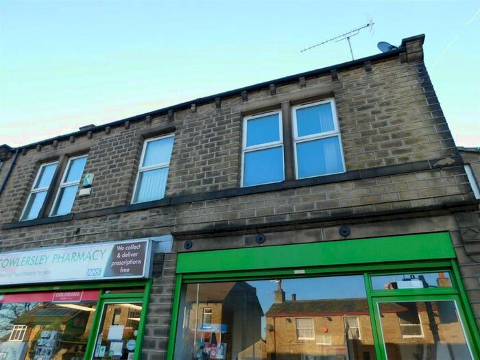 2 Bedroom Flat To Rent In Manchester Road, Cowlersley, Huddersfield, HD4