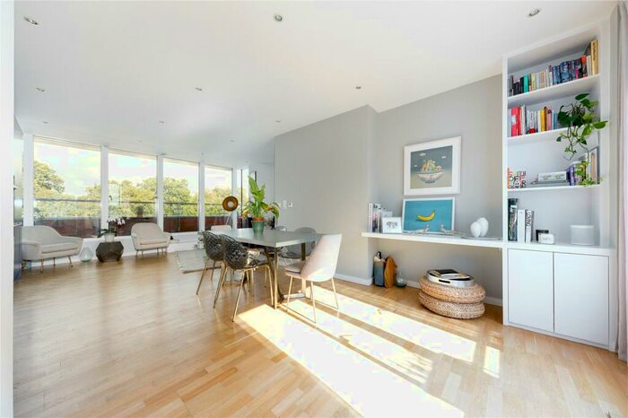 2 Bedroom Penthouse To Rent In Holloway Road, Highbury Corner, N7