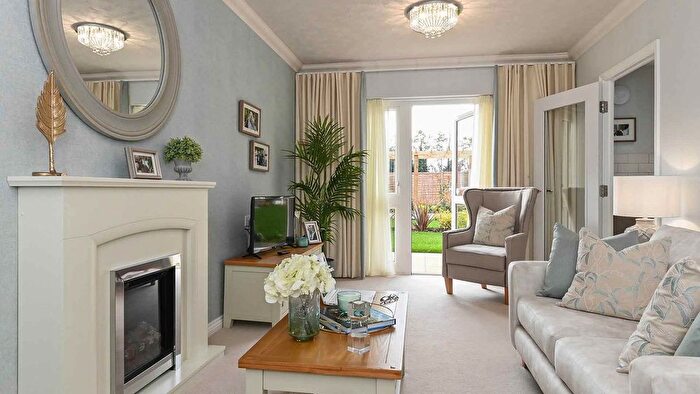 2 Bedroom Flat For Sale In Flat A Elmhirst Lodge, Station Road, Totnes, TQ9