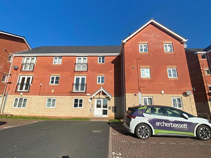 2 Bedroom Apartment To Rent In The City, Thackhall Street, Stoke, Coventry, CV2