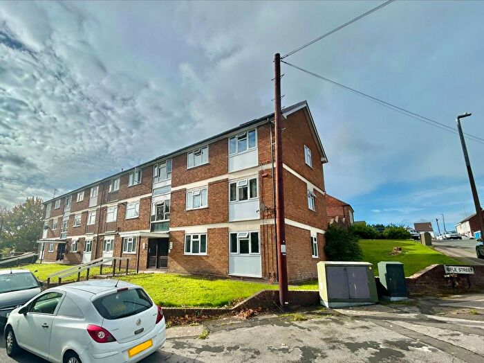 1 Bedroom Flat For Sale In Horace Street, Coseley, WV14