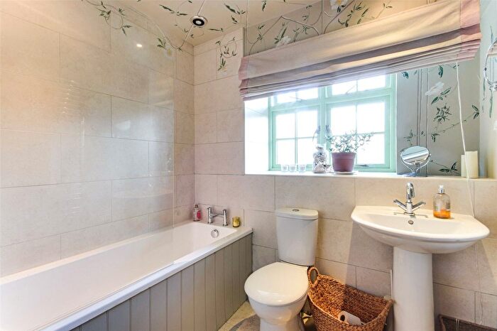 5 Bedroom Detached House For Sale In The Ashes, Sissinghurst Road, Cranbrook, Kent, TN17