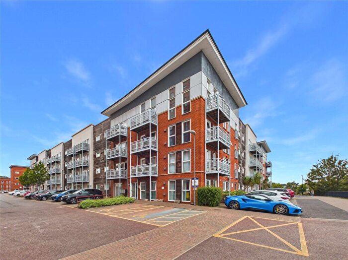 2 Bedroom Apartment For Sale In Reavell Place, Ipswich, Suffolk, IP2