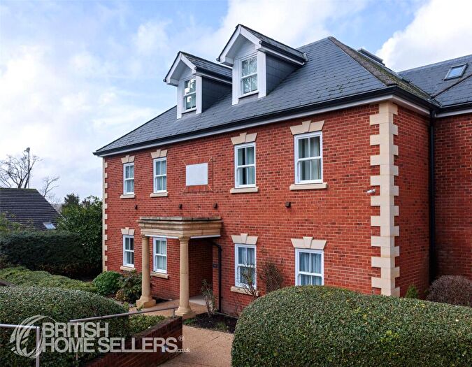 3 Bedroom Penthouse For Sale In West Hill, Oxted, Surrey, RH8
