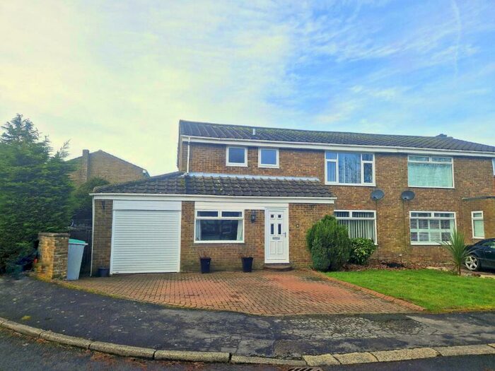 4 Bedroom Semi-Detached House For Sale In Green Court, Esh, Durham, DH7