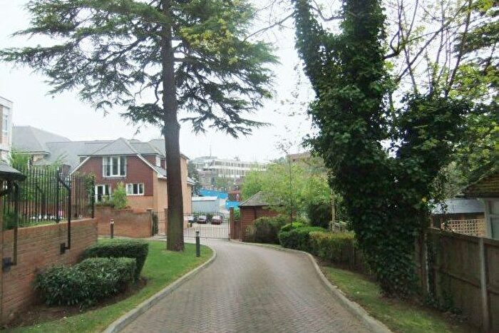 2 Bedroom Flat To Rent In Culverden Park, Tunbridge Wells, TN4
