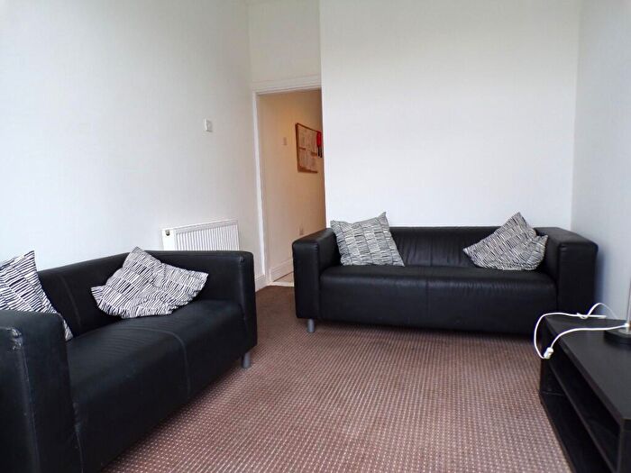 4 Bedroom Terraced House To Rent In Jubilee Road, Portsmouth, Hampshire, PO4