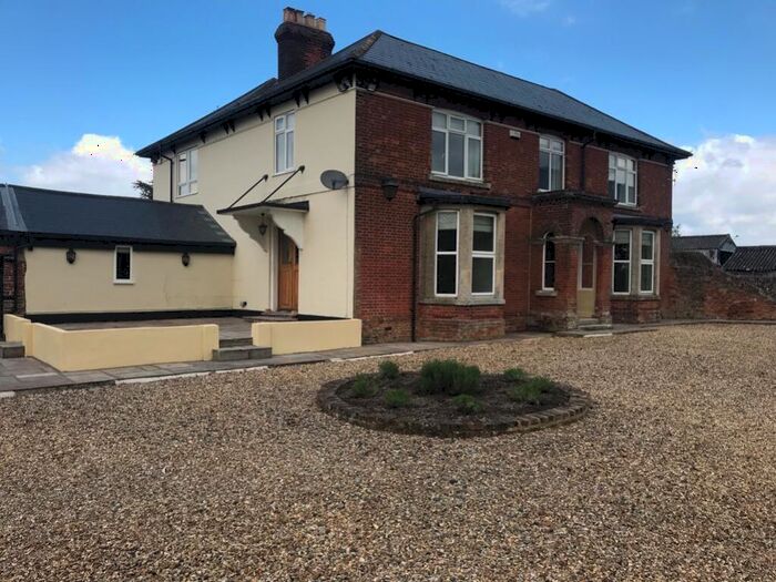 7 Bedroom Farm House To Rent In Shingle Hall, CM21