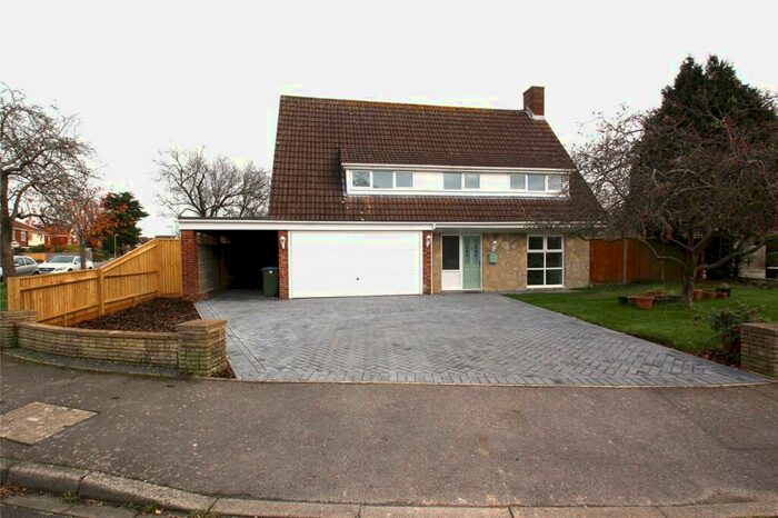 4 Bedroom Detached House To Rent In Hollam Crescent, Fareham, Hampshire, PO14
