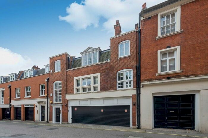 1 Bedroom Flat To Rent In Woods Mews, London, W1K