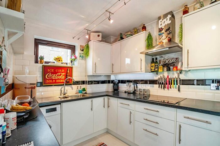 1 Bedroom Flat For Sale In Elmer Road, Bognor Regis, PO22