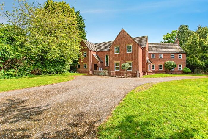 6 Bedroom Detached House For Sale In Trafford Park, Wisbech, PE13