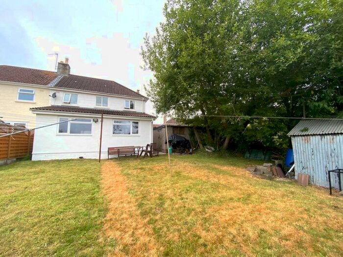 3 Bedroom Semi-Detached House For Sale In Tynings, Clutton, Bristol, BS39