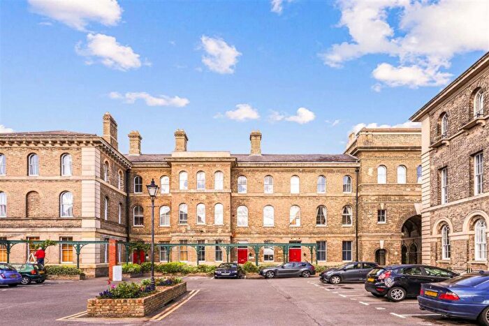 2 Bedroom Flat For Sale In Shooters Hill Road, Woolwich, SE18