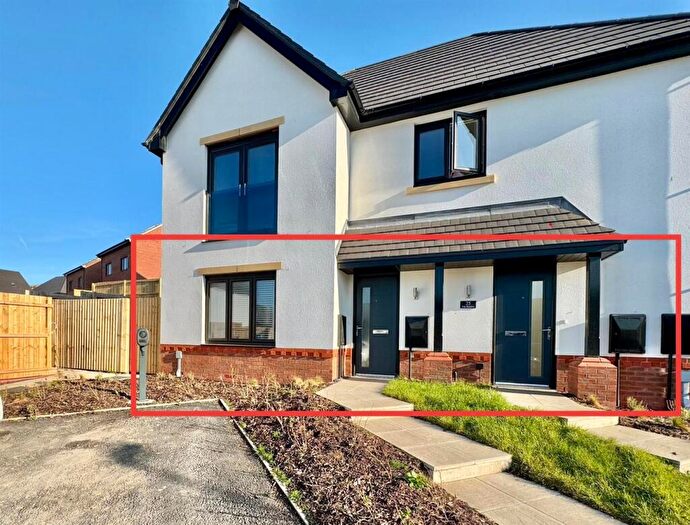 1 Bedroom Apartment For Sale In Parc Bodafon, Llandudno, LL30