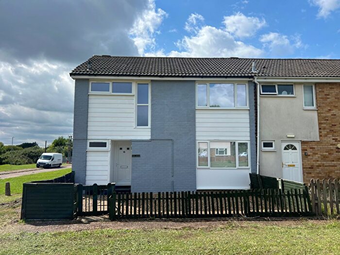 4 Bedroom Semi-Detached House To Rent In Silver Green, King's Lynn, PE30