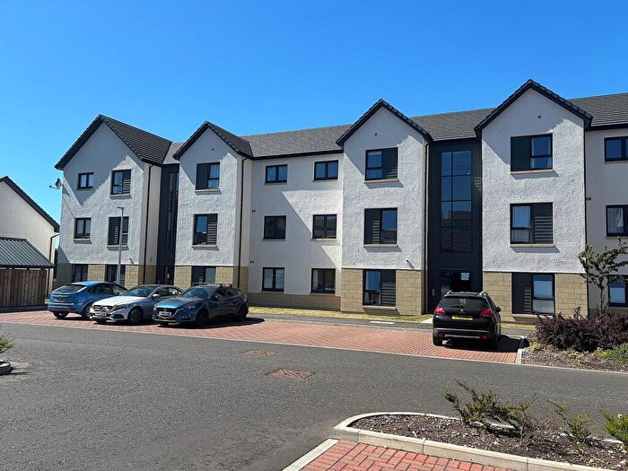 2 Bedroom Flat To Rent In Broomhall Court, Wester Inshes, Inverness., IV2