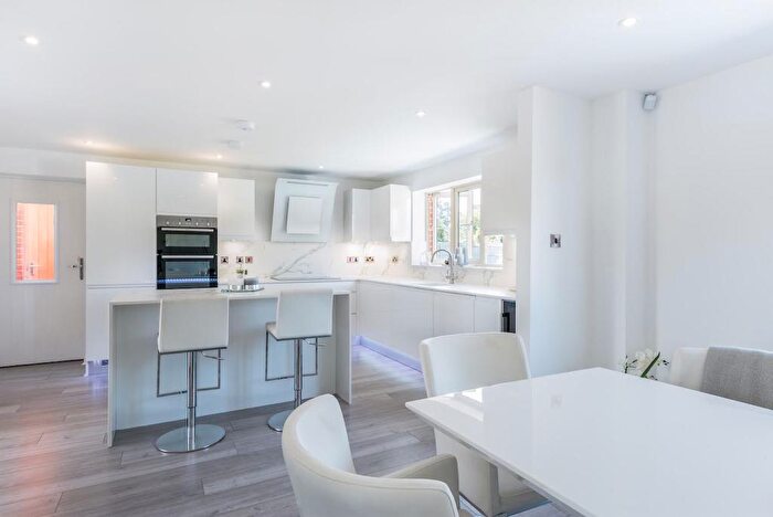 6 Bedroom Detached House To Rent In Burlingham Road, East Harling, Norwich, NR16