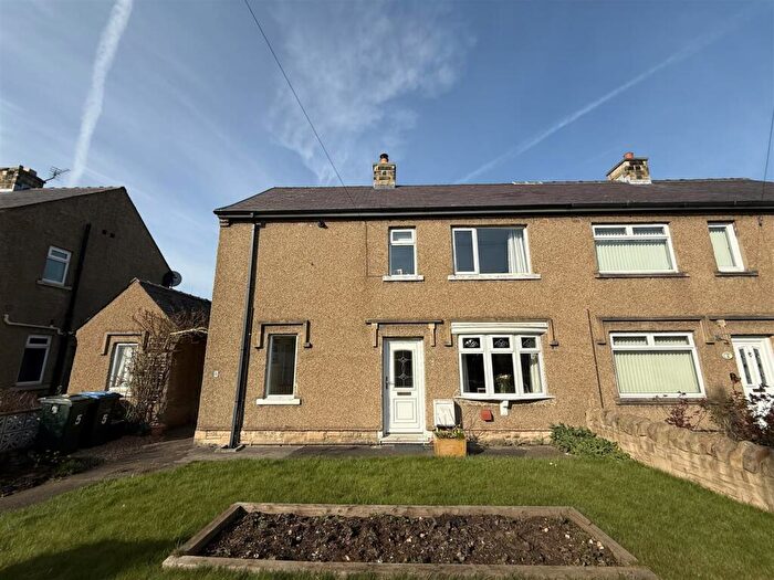 3 Bedroom Semi-Detached House For Sale In Eden Crest, Gainford, Darlington, DL2