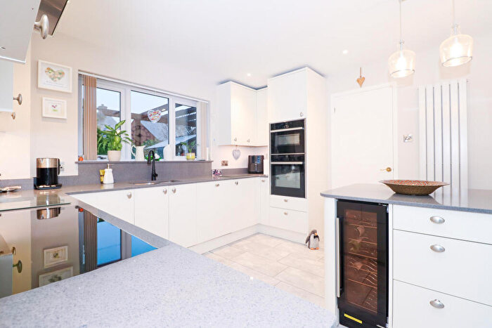 4 Bedroom Detached House For Sale In Admirals Way, Eaton Socon, St. Neots, Cambridgeshire, PE19