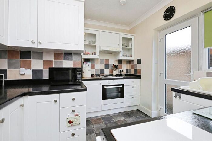 2 Bedroom Semi-Detached Bungalow For Sale In Stoney Lane, Hailsham, BN27
