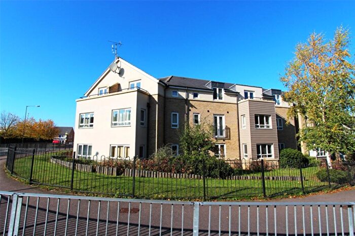 2 Bedroom Apartment To Rent In Cromwell Drive, Hinchingbrooke Park, Huntingdon, Cambridgeshire, PE29