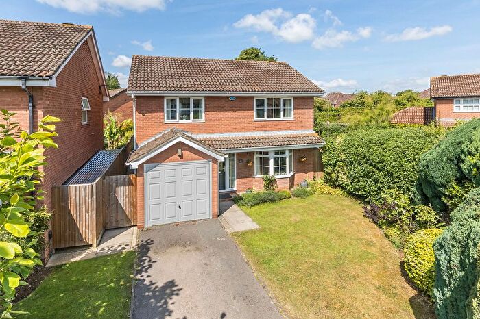 4 Bedroom Detached House For Sale In Stevenson Drive, Abingdon, OX14