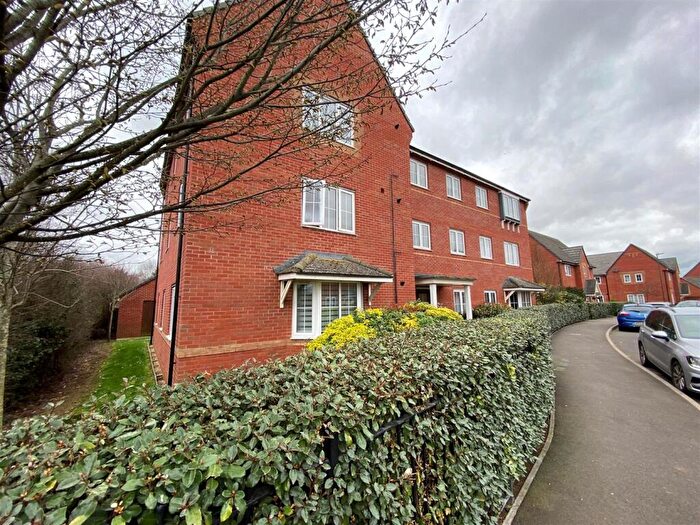 2 Bedroom Flat For Sale In Winter Gate Road, Longford, Gloucester, GL2