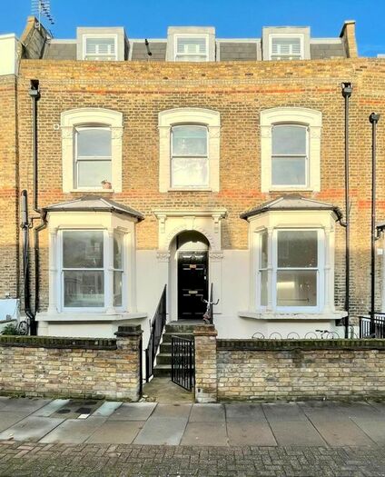 3 Bedroom Flat To Rent In Foulden Road, London, N16