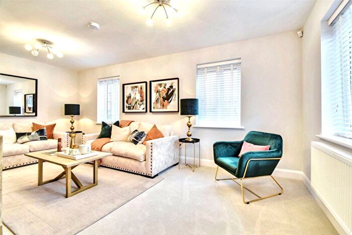 3 Bedroom Detached House For Sale In Priors View, Hemspted, Gloucester, Gloucestershire, GL2