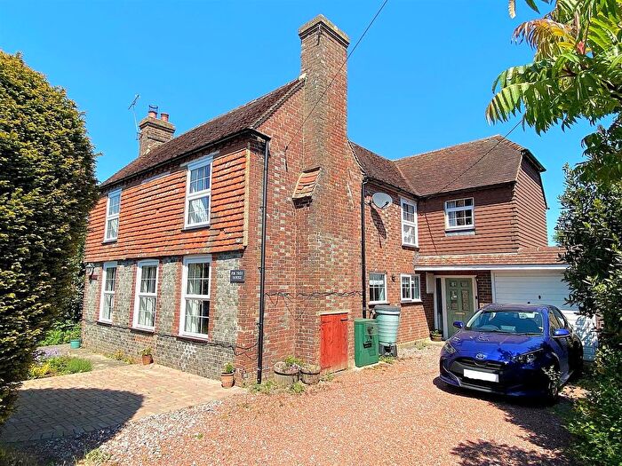 4 Bedroom Detached House For Sale In The Green, Ninfield, Battle, TN33