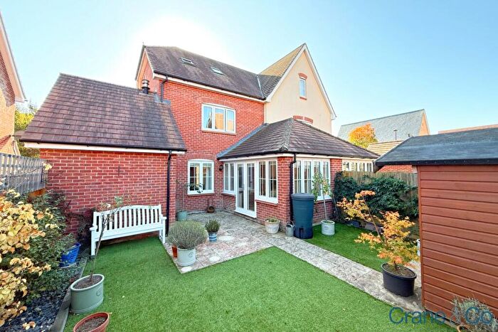 3 Bedroom Semi-Detached House For Sale In Hawksley Crescent, Hailsham, BN27