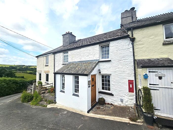 2 Bedroom Cottage For Sale In Higherland, Callington, PL17