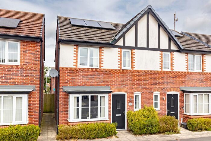 3 Bedroom Semi-Detached House For Sale In Fallow Avenue, Cottam, Preston, PR4