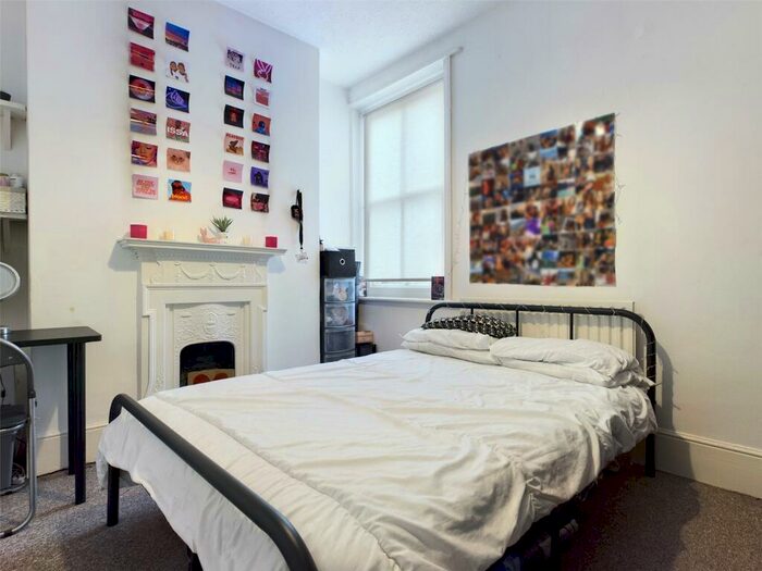 4 Bedroom Apartment To Rent In Boundary Road, Hove, East Sussex, BN3