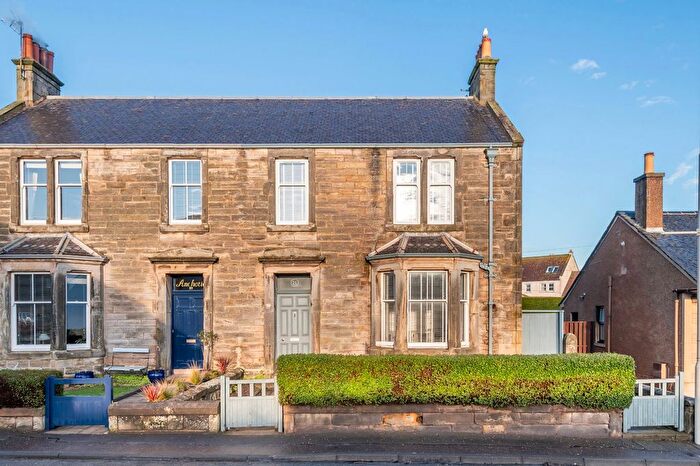 3 Bedroom Semi-detached House For Sale In Milton Place, Pittenweem, KY10